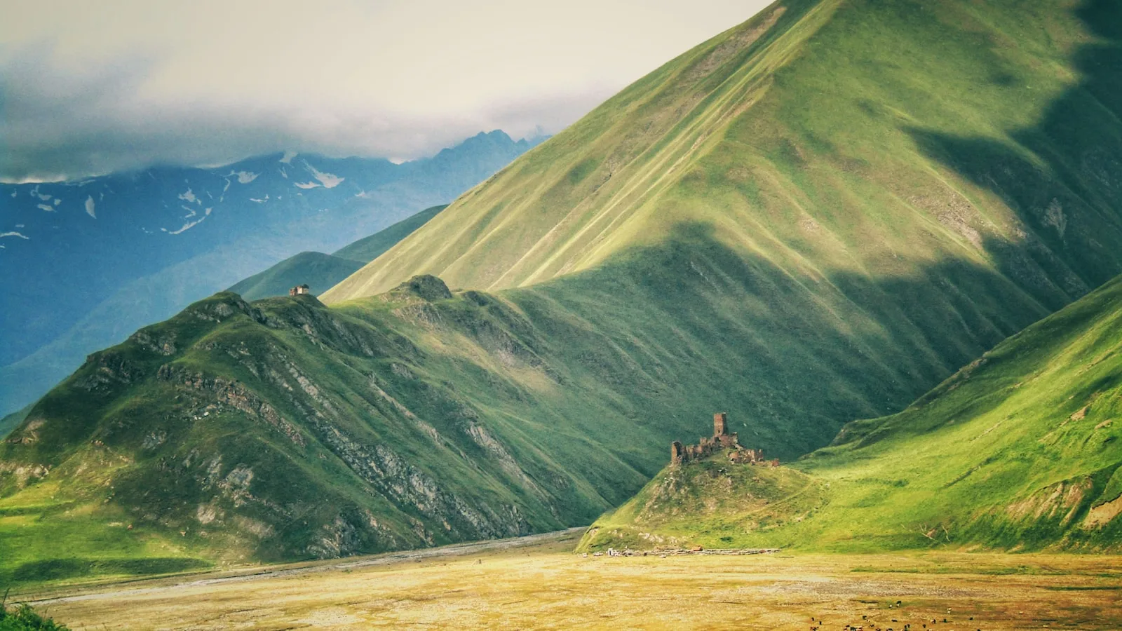 Randonnées en Svanétie : le trek Mestia-Ushguli