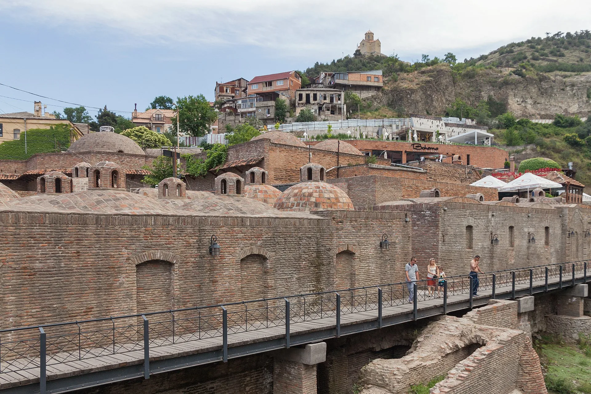 Les bains sulfureux d'Abanotubani à Tbilissi