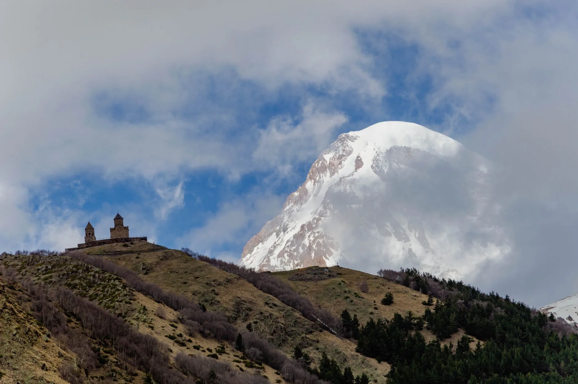 Les randonnées autour de Kazbegi